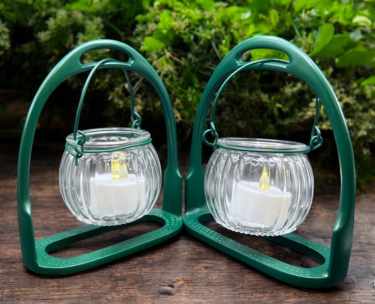 English Stirrup Candle Lights - Green